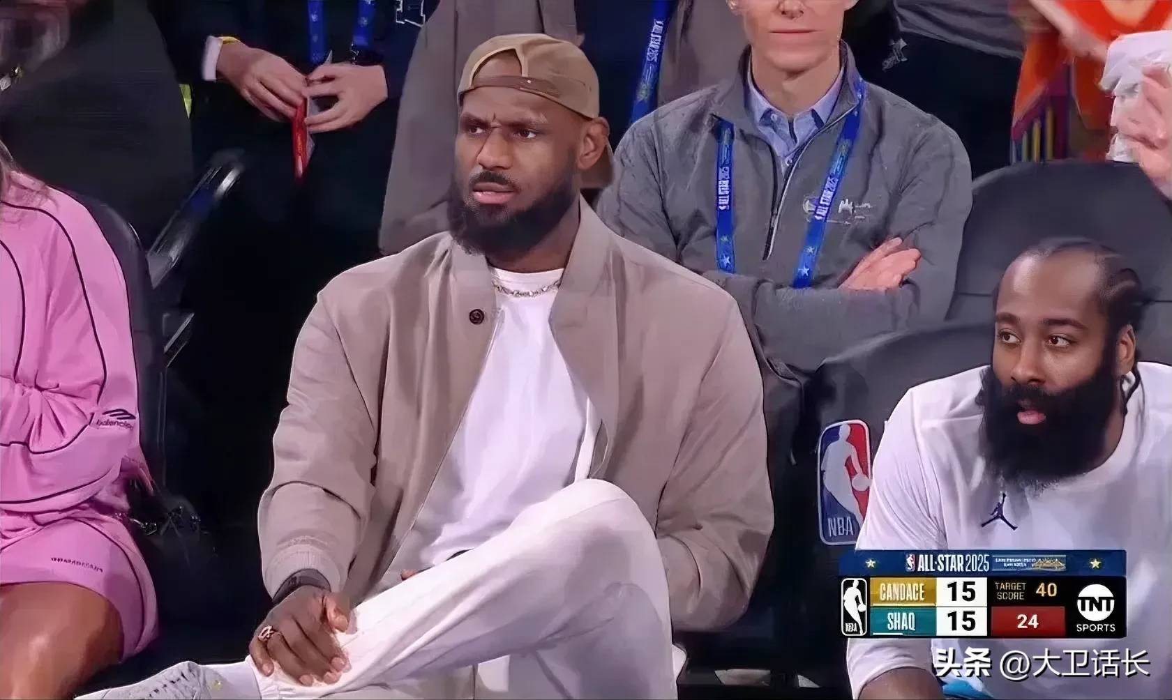 开云官方-关于赛地聚焦：全明星赛集结日热度飙升，底特律活塞复出首秀，球迷炸锅，赛程密集仍需轮换的信息